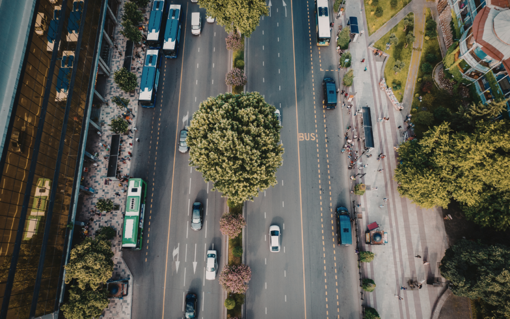 Densificación urbana y movilidad: crecer sin colapsar la ciudad